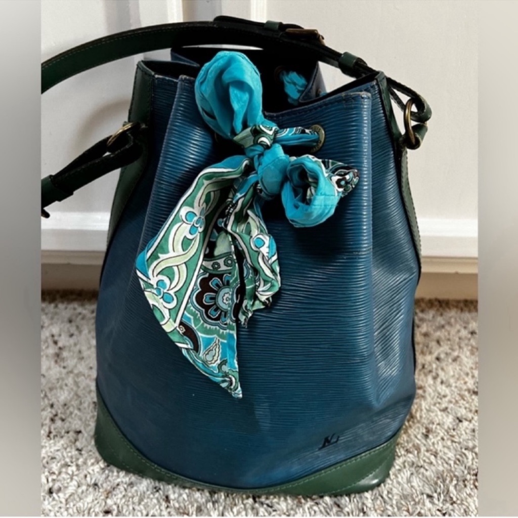 Louis Vuitton Noe Gm Bag Vintage Epi Leather Bicolor - Blue And Green